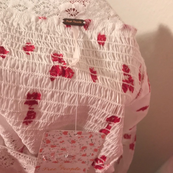 🌸 Free People Beautiful Fleurs Blouse 🌸 - Picture 7 of 7